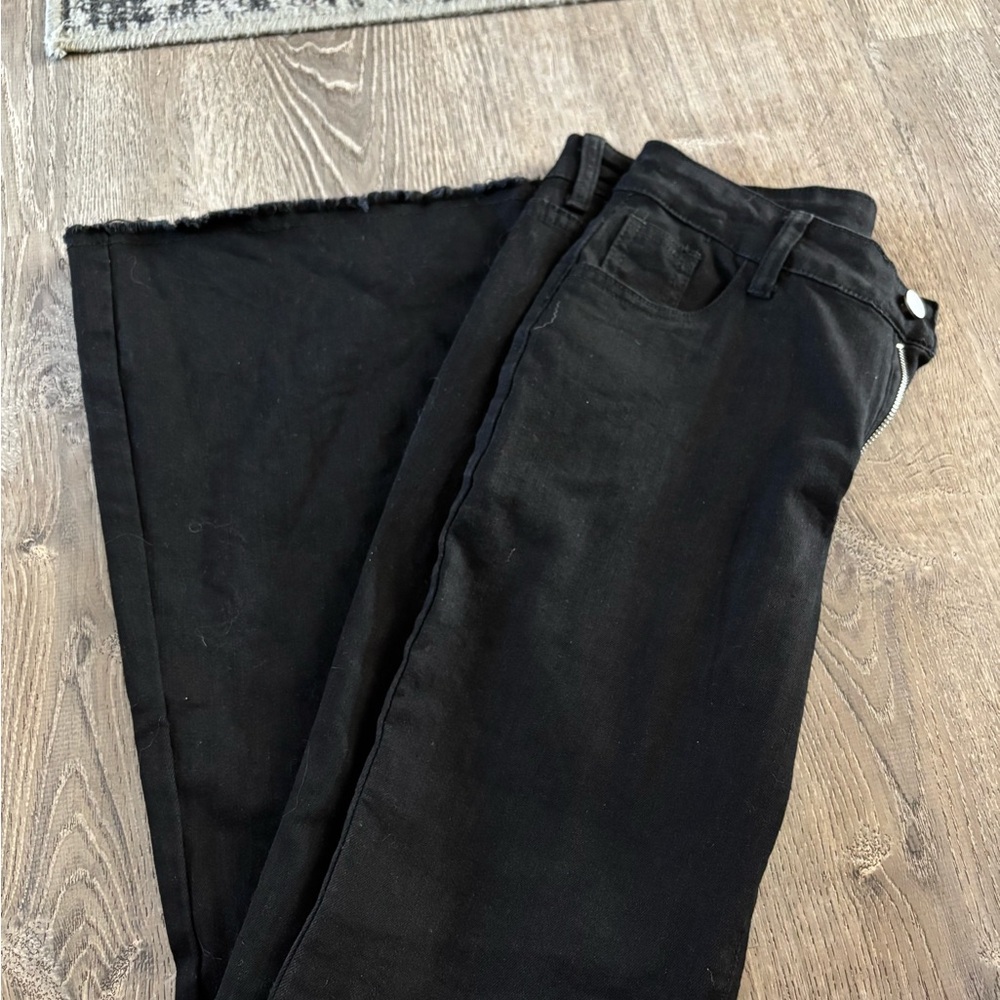 Chic Black Denim Skirt